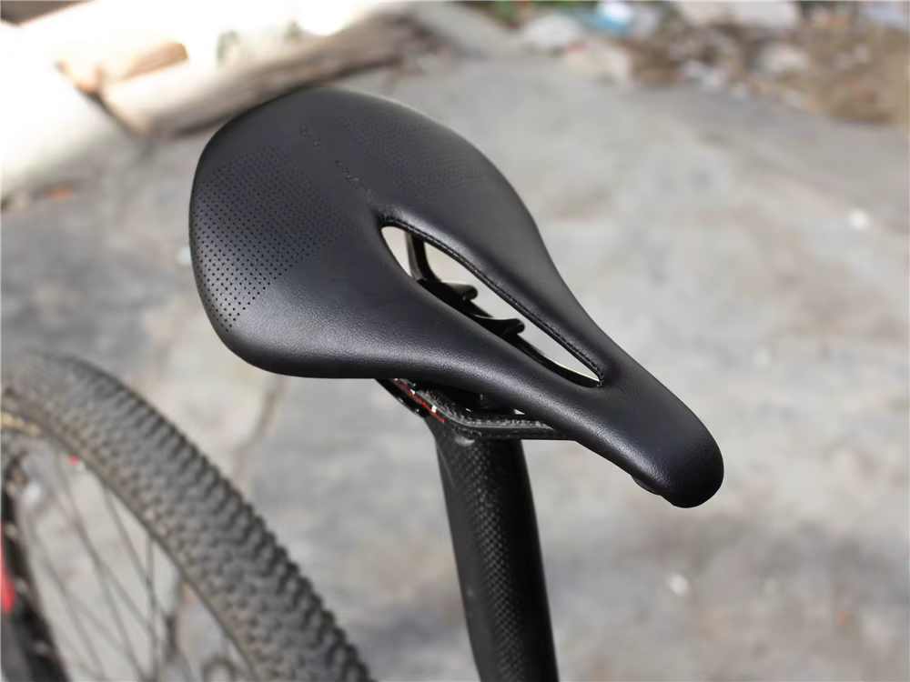 Le nouveau selle de vélo de route BALUGOE carbone + cuir selles de vélo vtt selle de course de VTT P