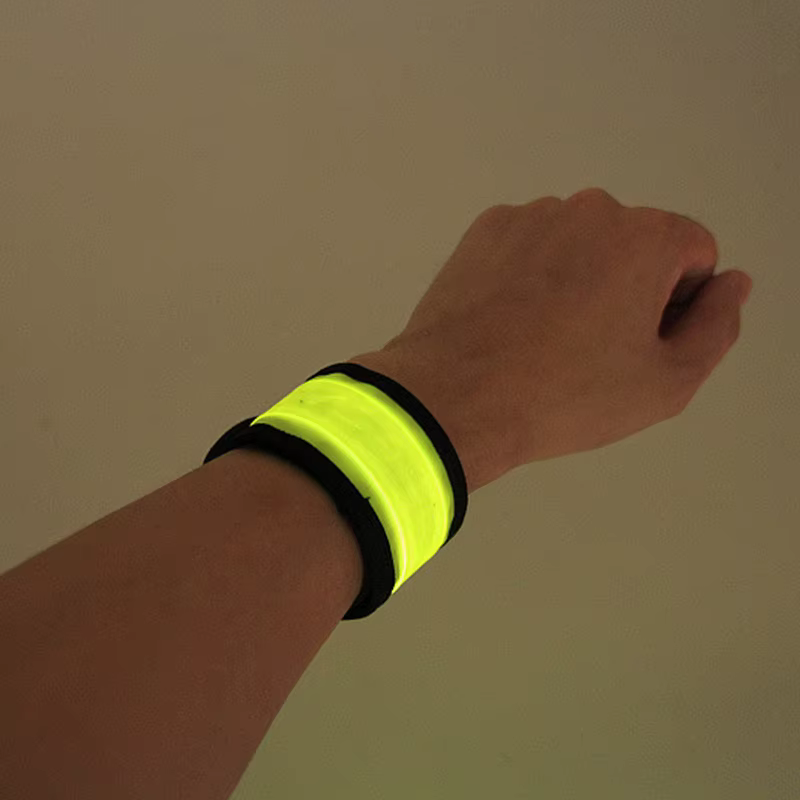 Bracelets de lumière LED pour Sports de nuit, course à pied, équitation, lampe de sécurité, cyclisme