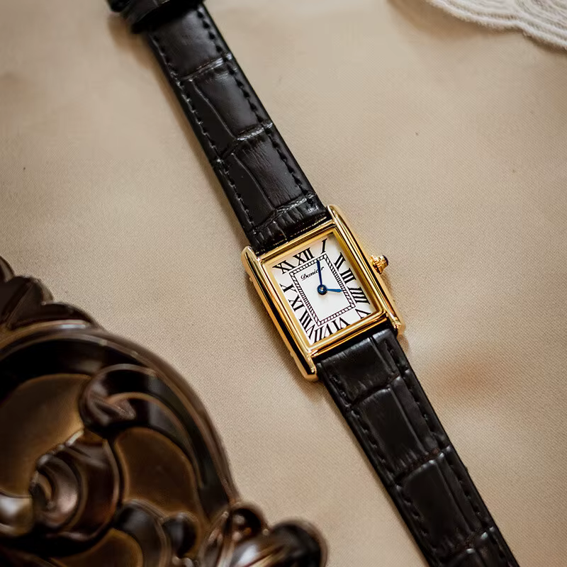 Nouveau bracelet en cuir vintage rectangulaire montre pour femme cadeau pratique pour les femmes mon