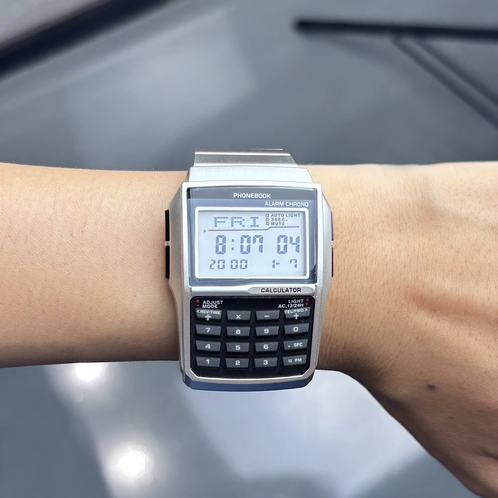 Montres en alliage d'acier inoxydable pour hommes, montres de luxe avec calculatrice, montres LED mu
