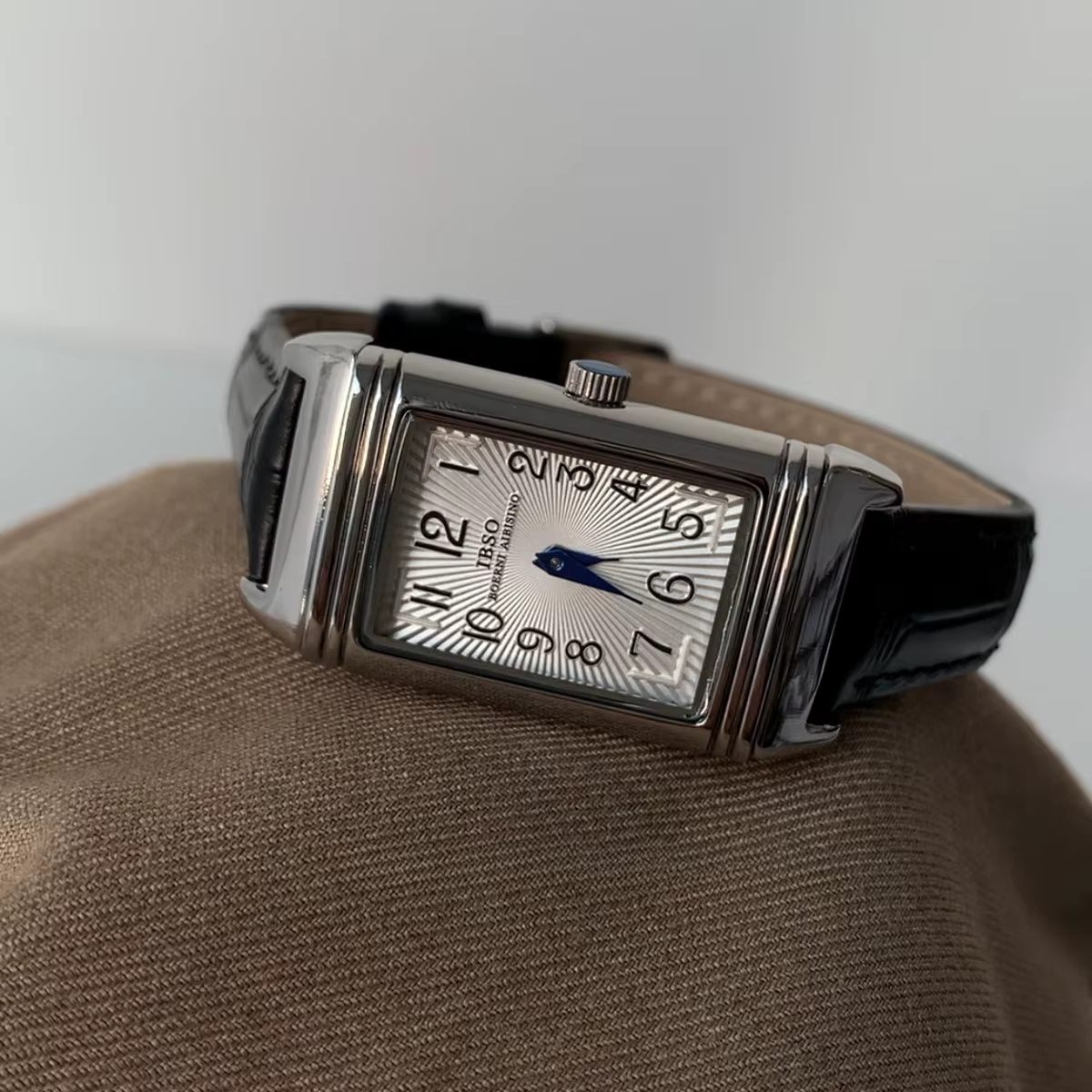 Montre numérique carrée à Quartz en cuir, Design coulissant de tempérament de Niche rétro, exquise e