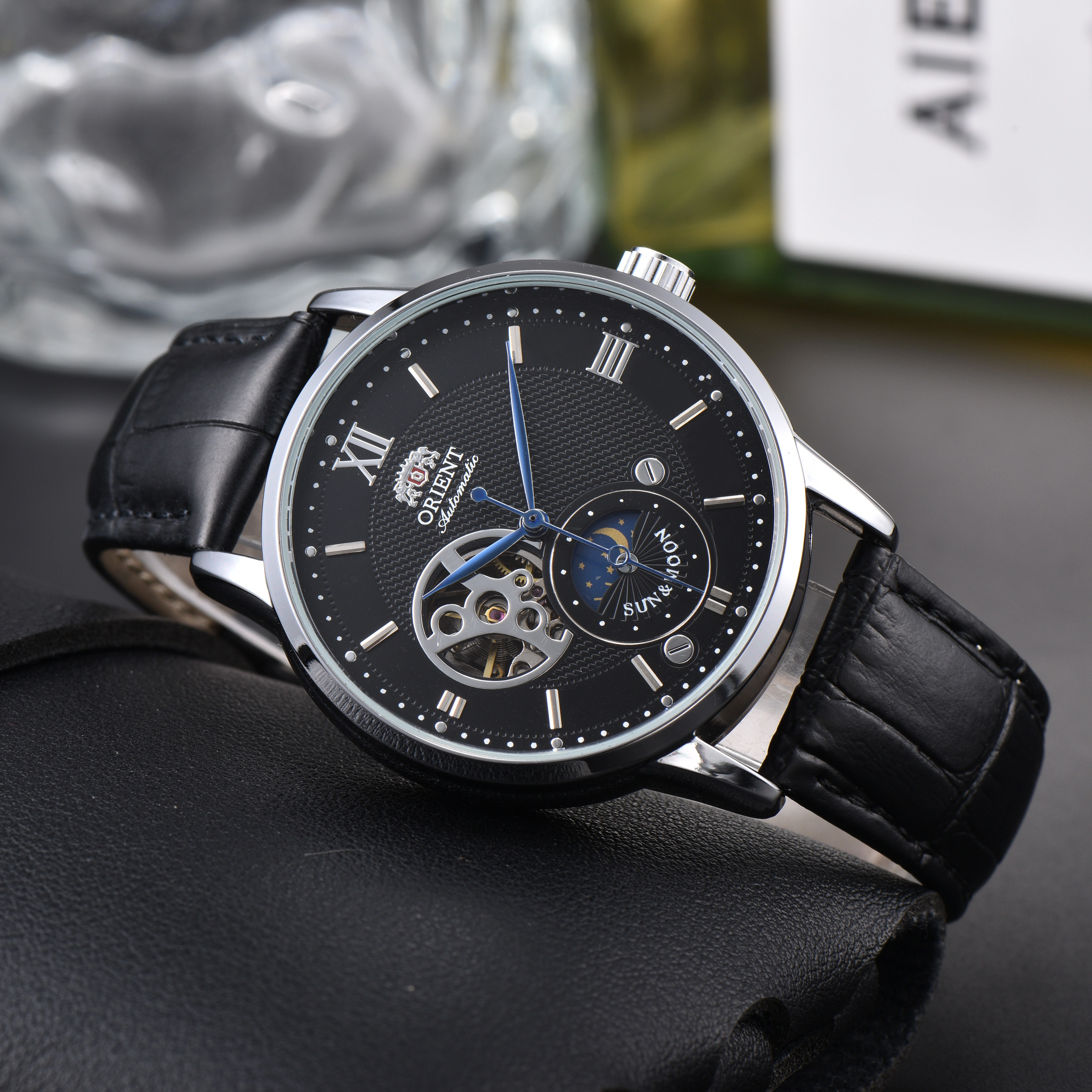 Orient Sun & Moon – montre automatique semi-squelette pour hommes, cadran blanc, bracelet en cuir no