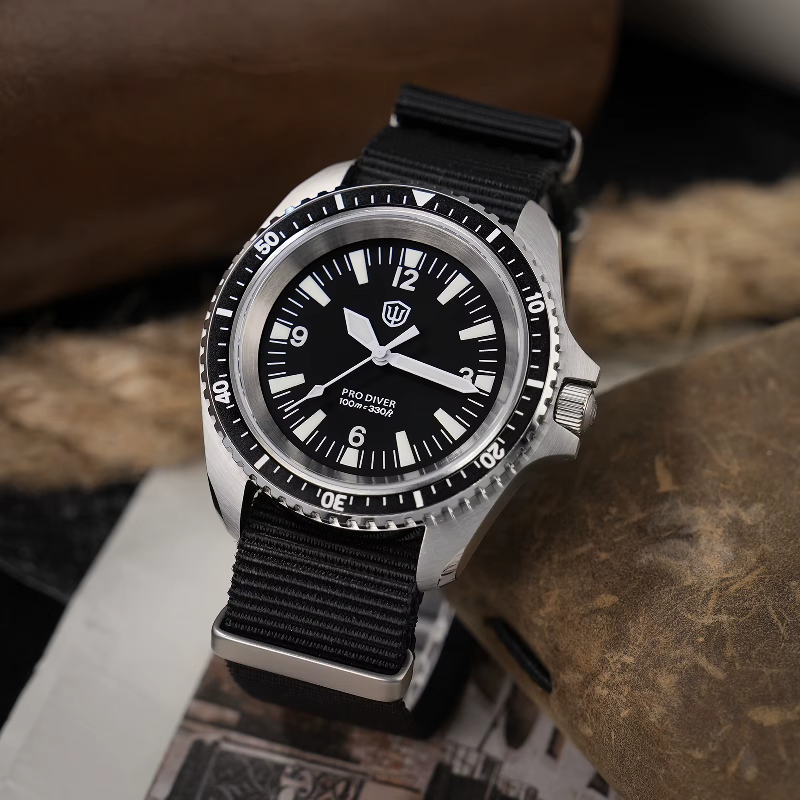 Watchdives WD1980 V3 montre de luxe VH31 balayage secondes mouvement à Quartz AR revêtement verre sa