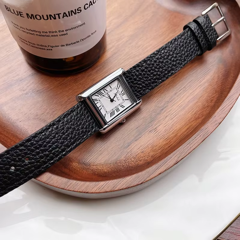 Montre pour femme de luxe Quartz Vintage plaqué or numéro romain H cadran bracelet en cuir montre po