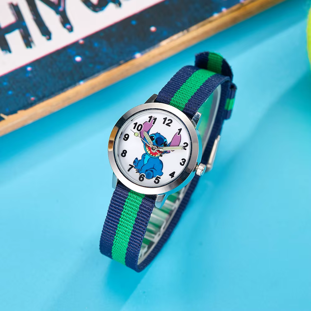 Montre à quartz pour enfants Stitch Girl, personnalisée avec tête de chat, pour étudiants et étudian
