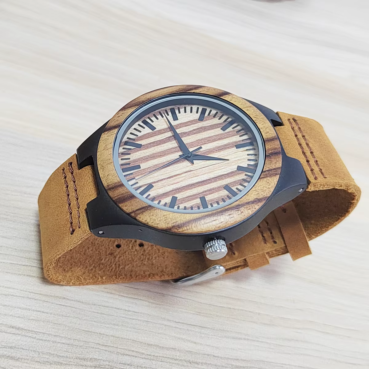 Montres-bracelets en bois Vintage pour hommes et femmes, bracelet en cuir, horloge à Quartz en bois,
