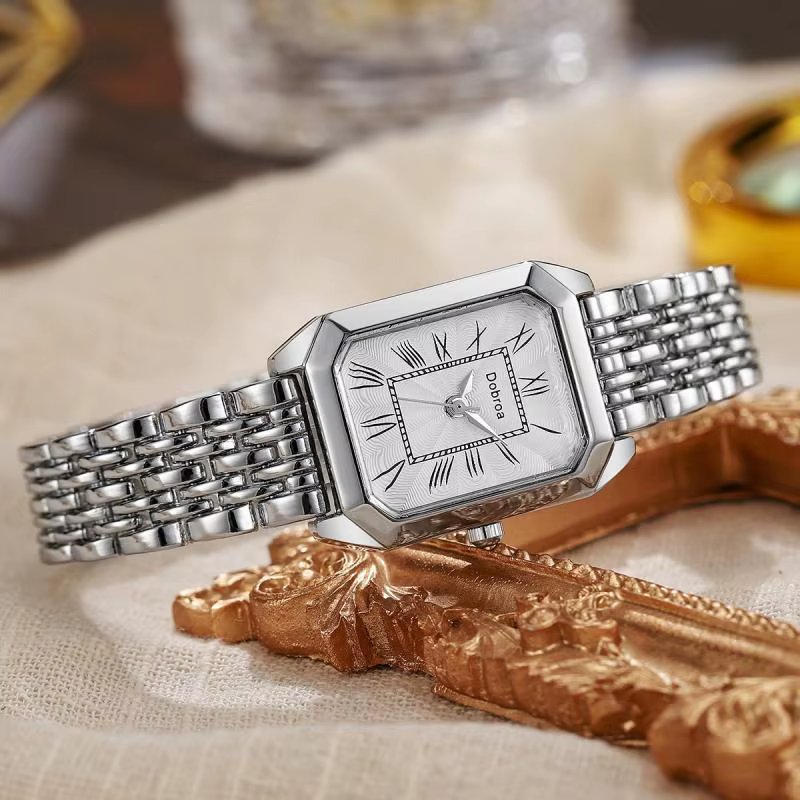 Montre à Quartz carrée classique pour femmes, Anti-allergie, boîtier métallique, numéro romain, peti