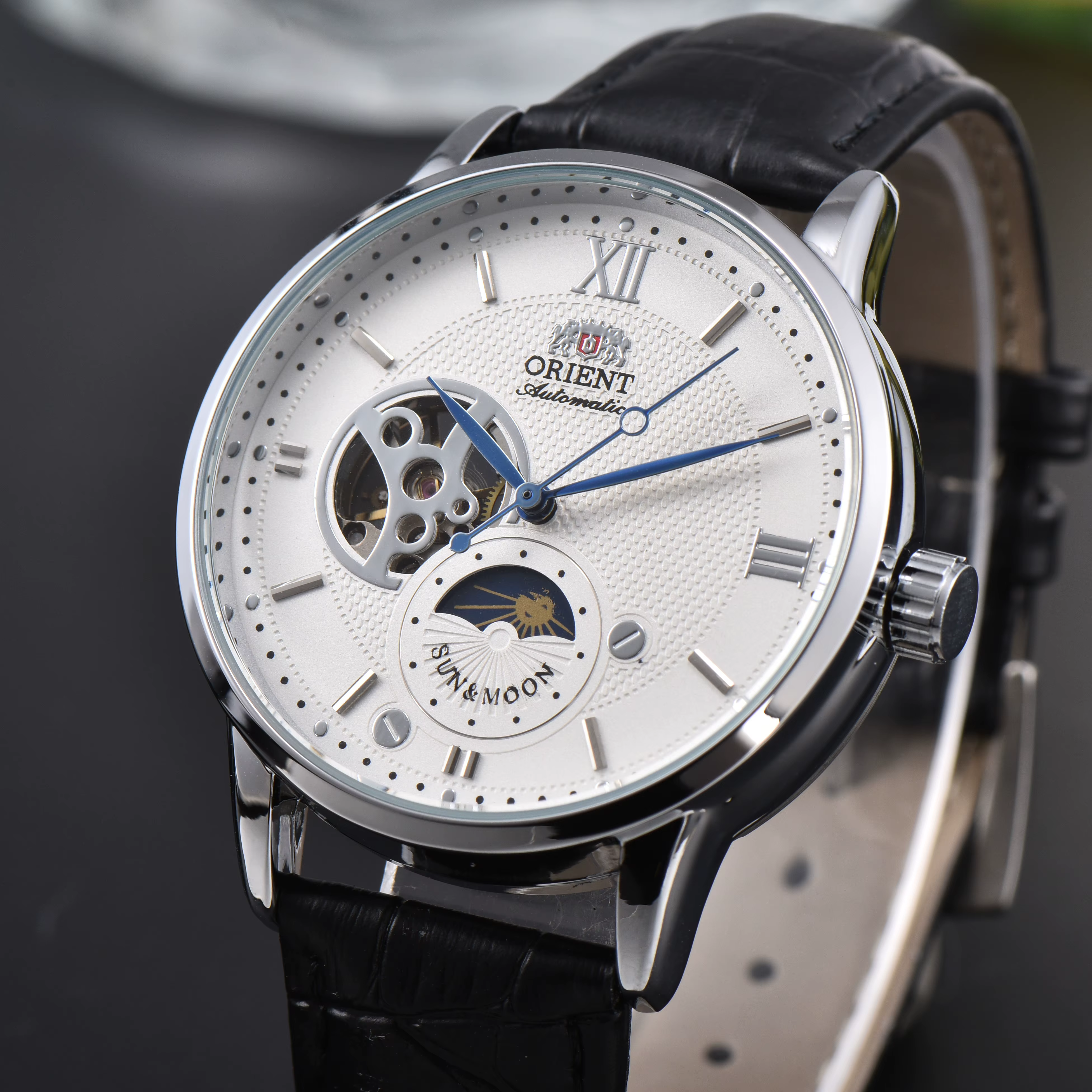 Orient Sun & Moon – montre automatique semi-squelette pour hommes, cadran blanc, bracelet en cuir no