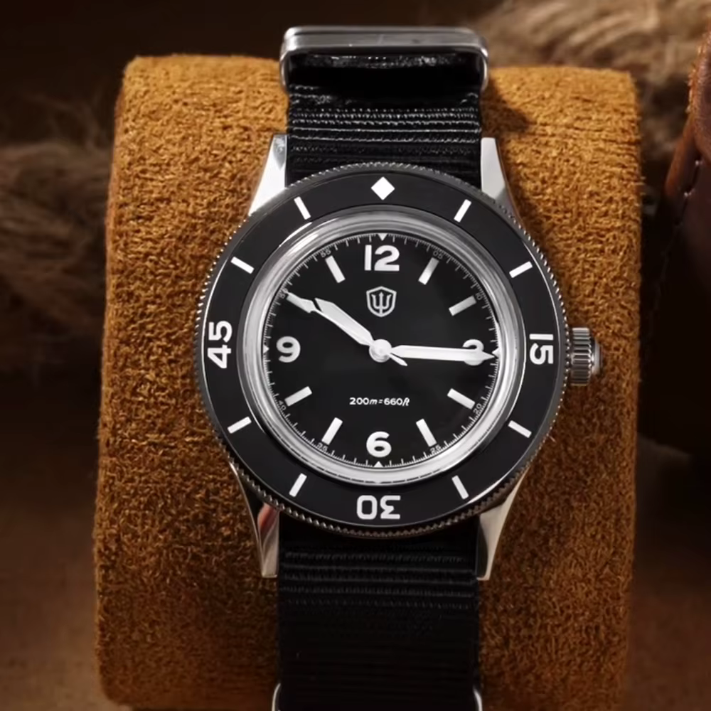 Watchdives – montre 50-Fathoms VH31, mouvement à quartz, secondes lumineuses, étanche à 200m, saphir