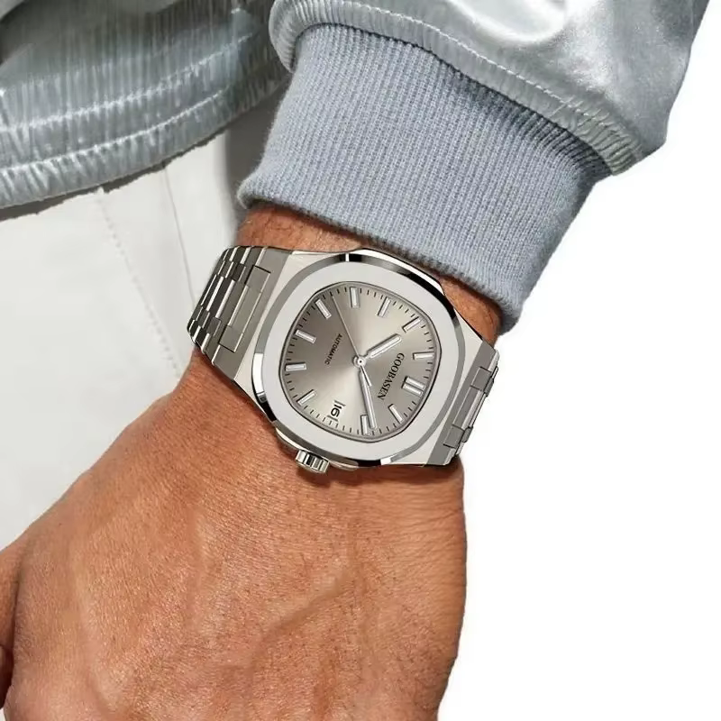 Nouveau 2025 montre automatique pour hommes lumineux homme montres bracelet en acier étanche montres