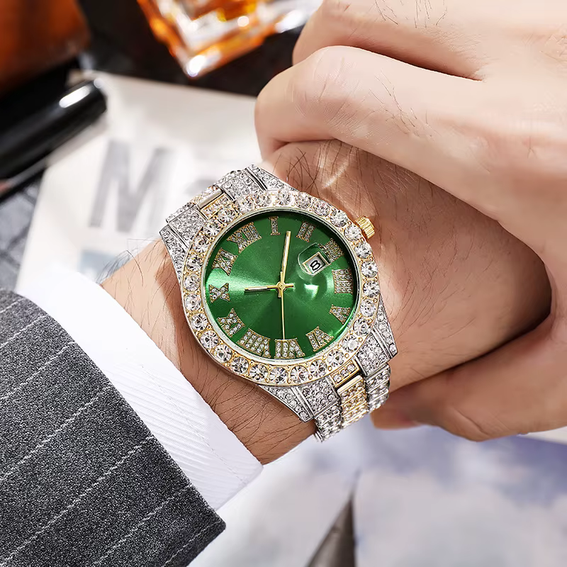 Montre de luxe Hip Hop en acier inoxydable pour hommes, couleur or, calendrier, strass pavés glacés