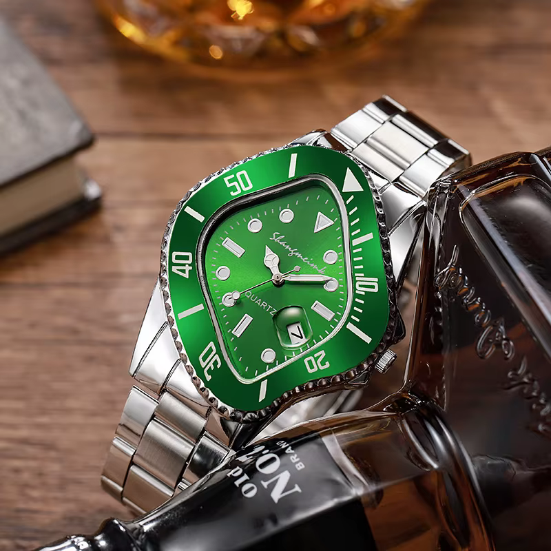 Nouvelle montre Water Ghost pour hommes d'affaires montre à Quartz Bracelet en alliage en forme de p