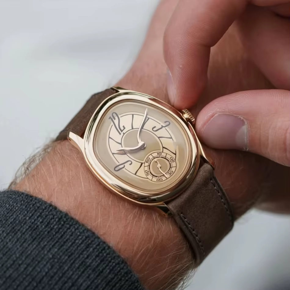 Série innovante de montres en quartz de forme spéciale avec mouvement importé, cadran de 32 mm, brac