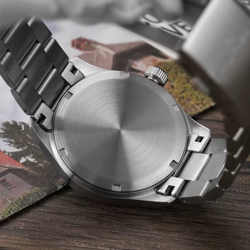 Militado ML08 montre à Quartz VH31 mouvement bande d'acier saphir cristal montre Vintage 10Bar étanc