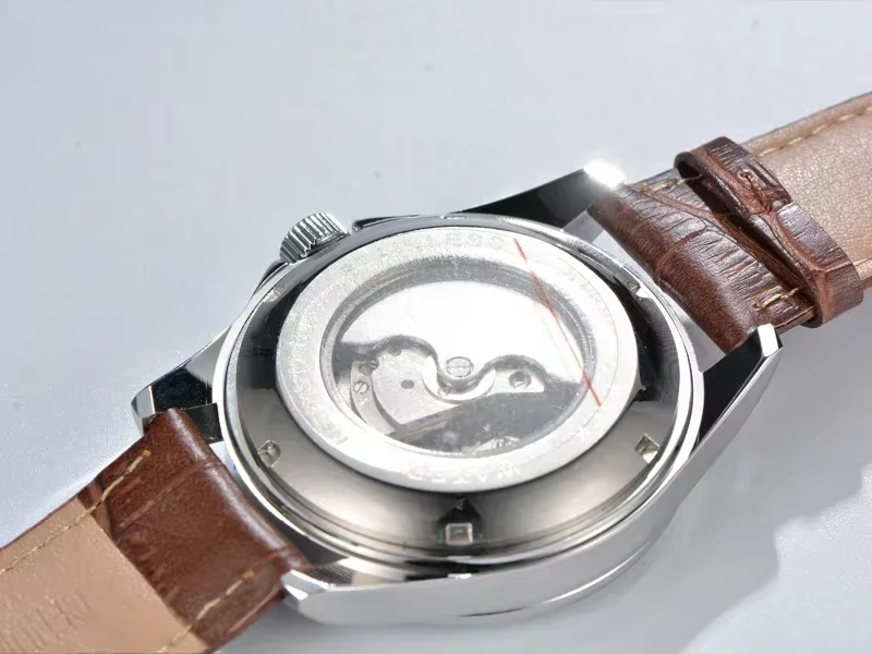 Orient montres AAA horloge haute qualité tout nouveau haut montre pour hommes de luxe multi-fonction