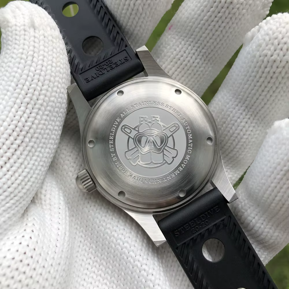Montre de Plongée existent pour Homme