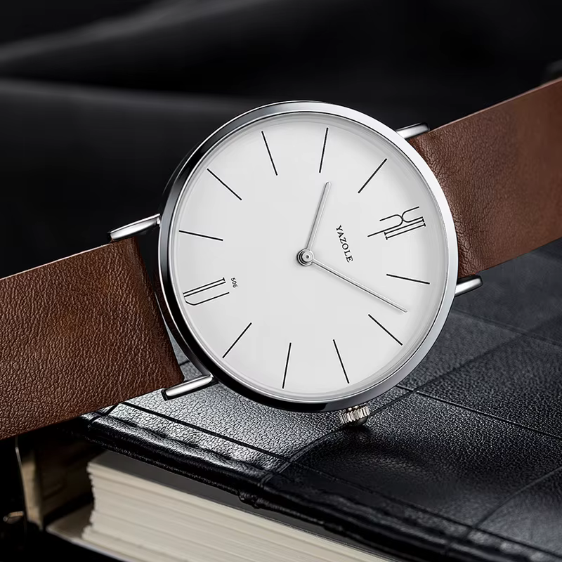 Montre d'extérieur en cuir véritable pour hommes