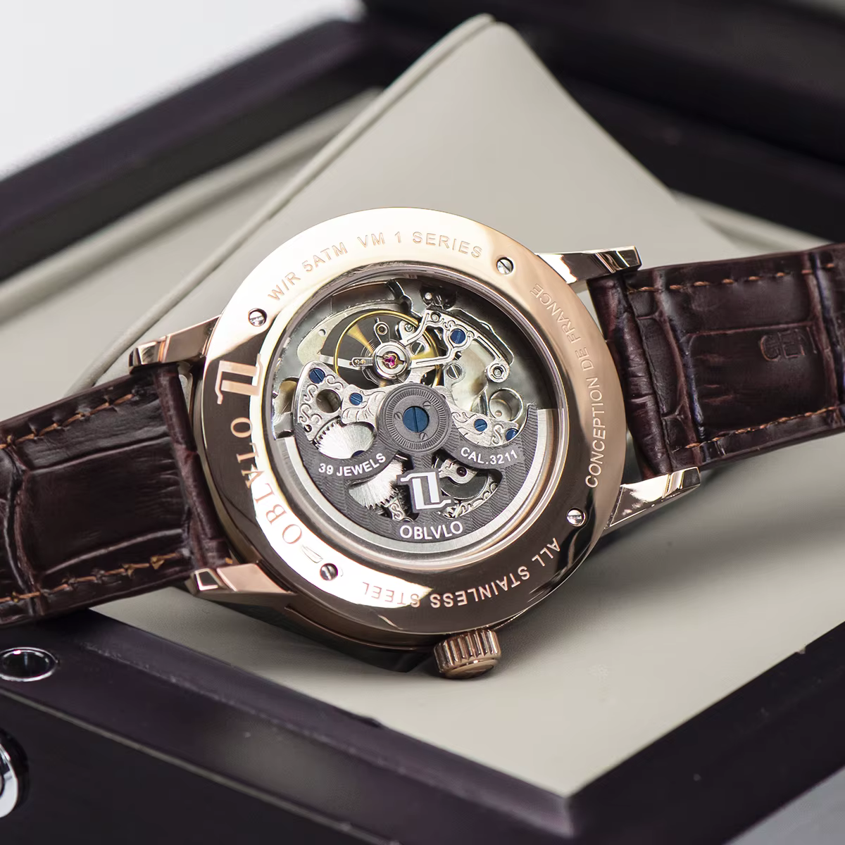 OBLVLO Luxe Rétro Casual Hommes Squelette Automatique Montres Mécanique Bracelet En Cuir De Veau Cristal Minéral Verre Étanche Cadran 45 VM