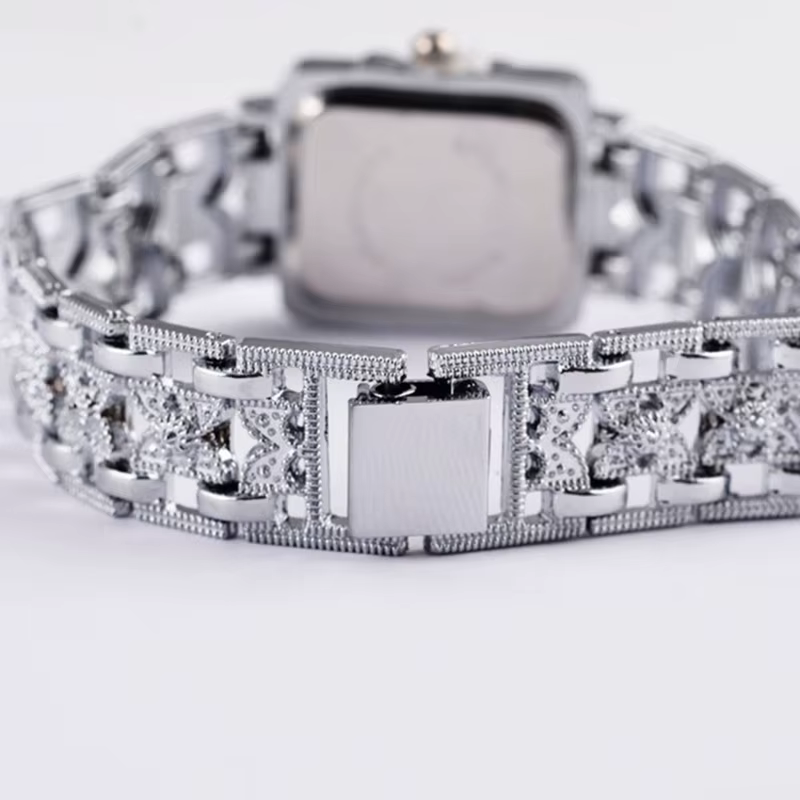 Ventes femmes Bracelet en argent montre de mode