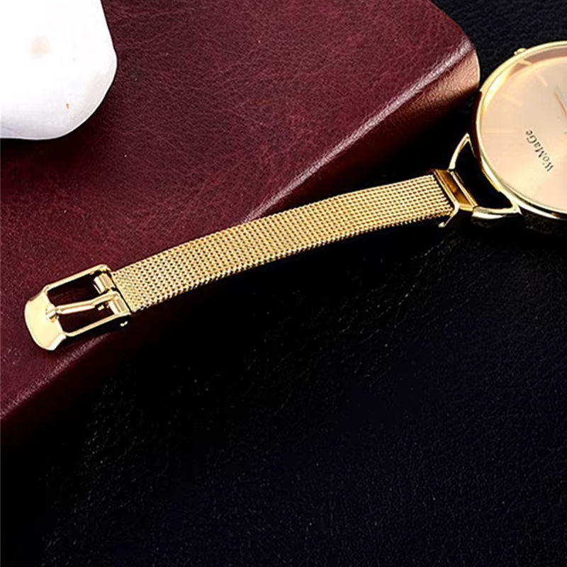 Offre spéciale de luxe femmes montres de mode montre en or