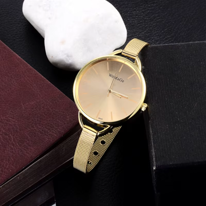 Offre spéciale de luxe femmes montres de mode montre en or