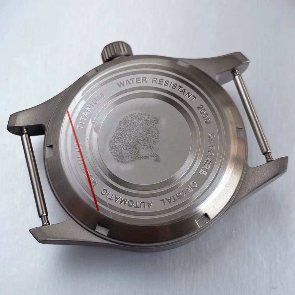 Boîtier de montre en titane pour hommes