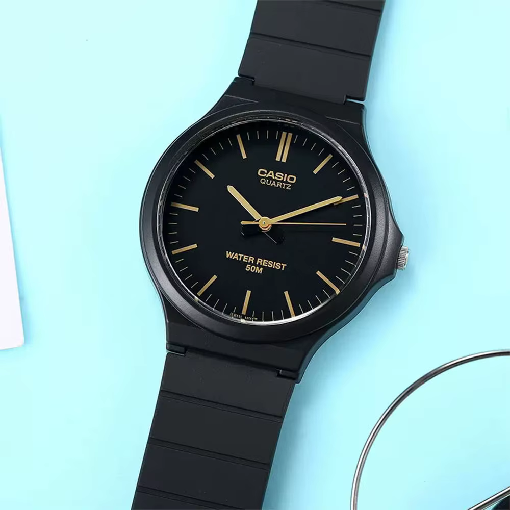 Casio – montre à quartz pour étudiants