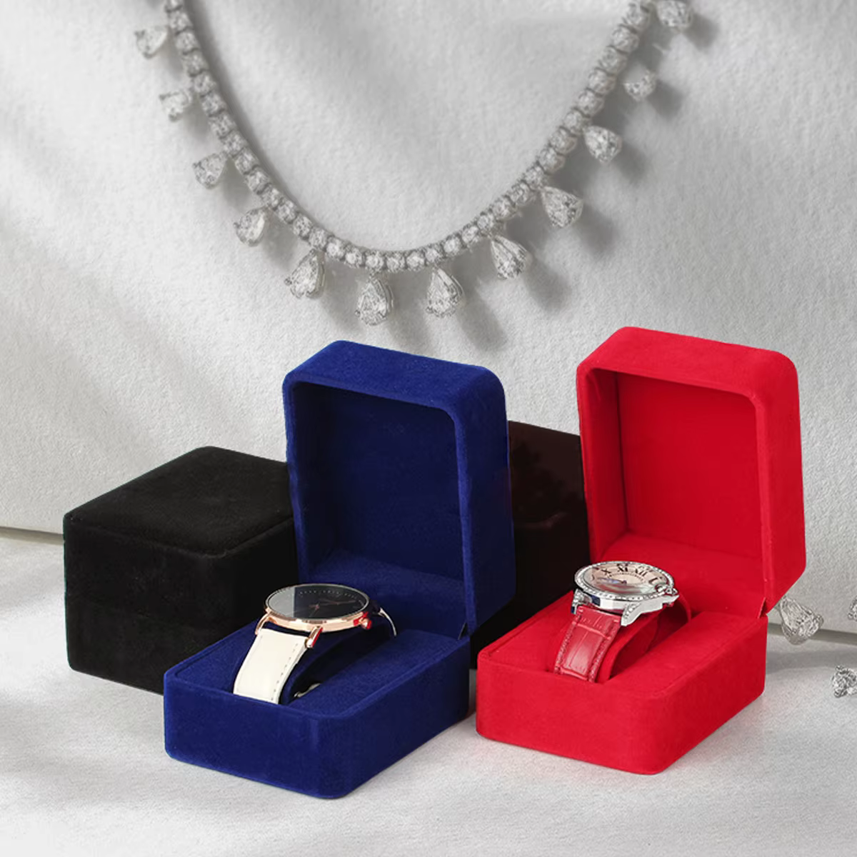 Boîte de montre en velours à coins ronds pour montre connectée