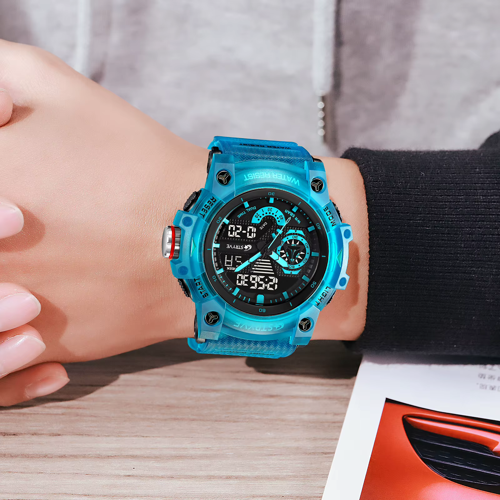 Nouvelle montre STRYVE 8029