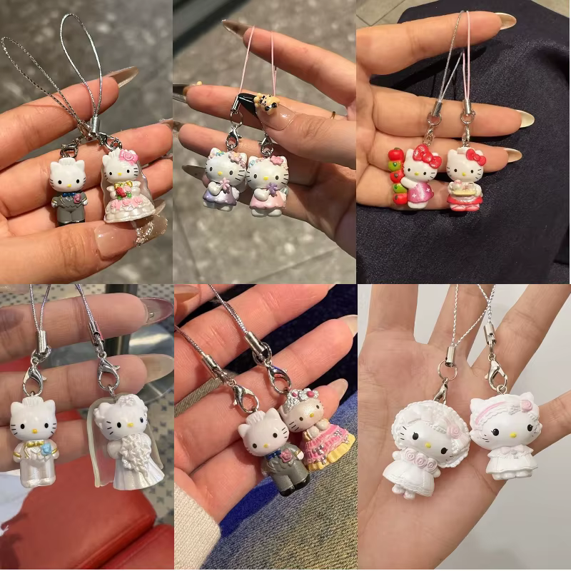 2 porte-clés Hello Kitty