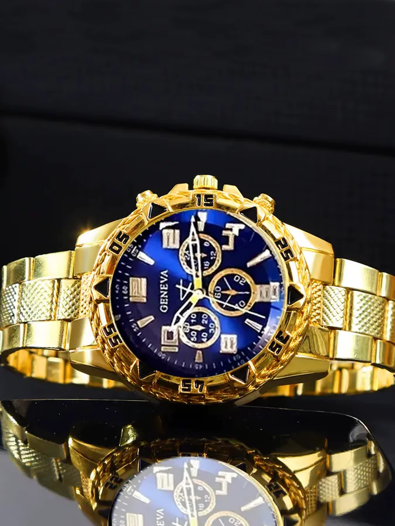 Montre pour homme en verre bleu avec bracelet en acier