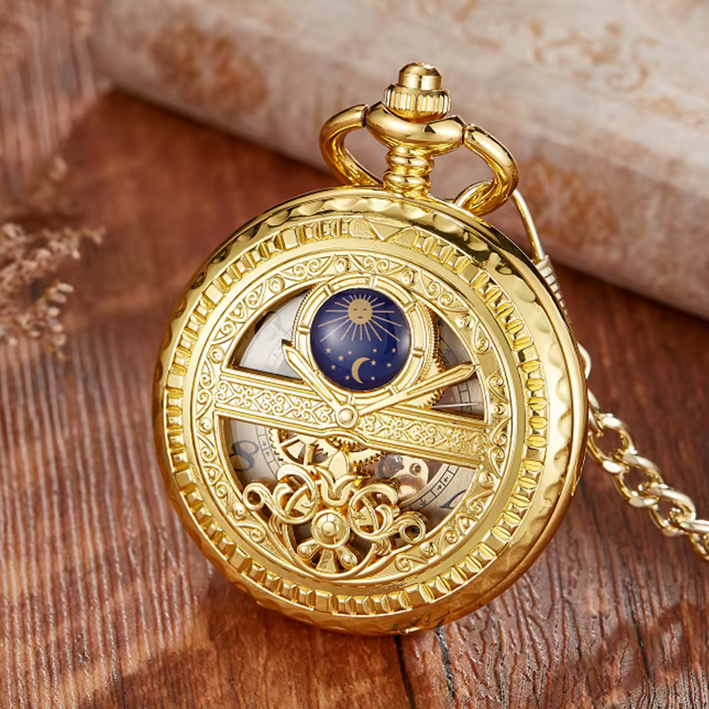 Montre de poche mécanique squelette vintage dorée