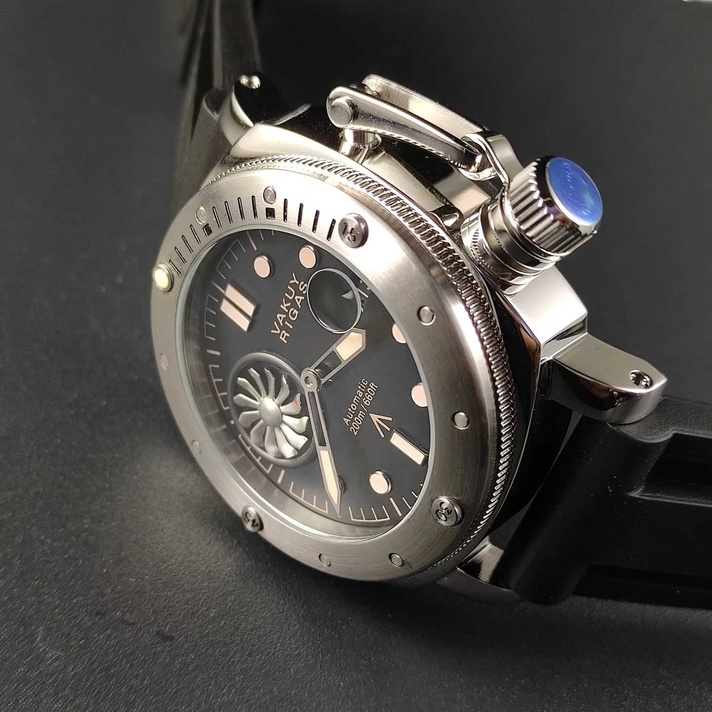 Montre militaire mécanique automatique pour hommes