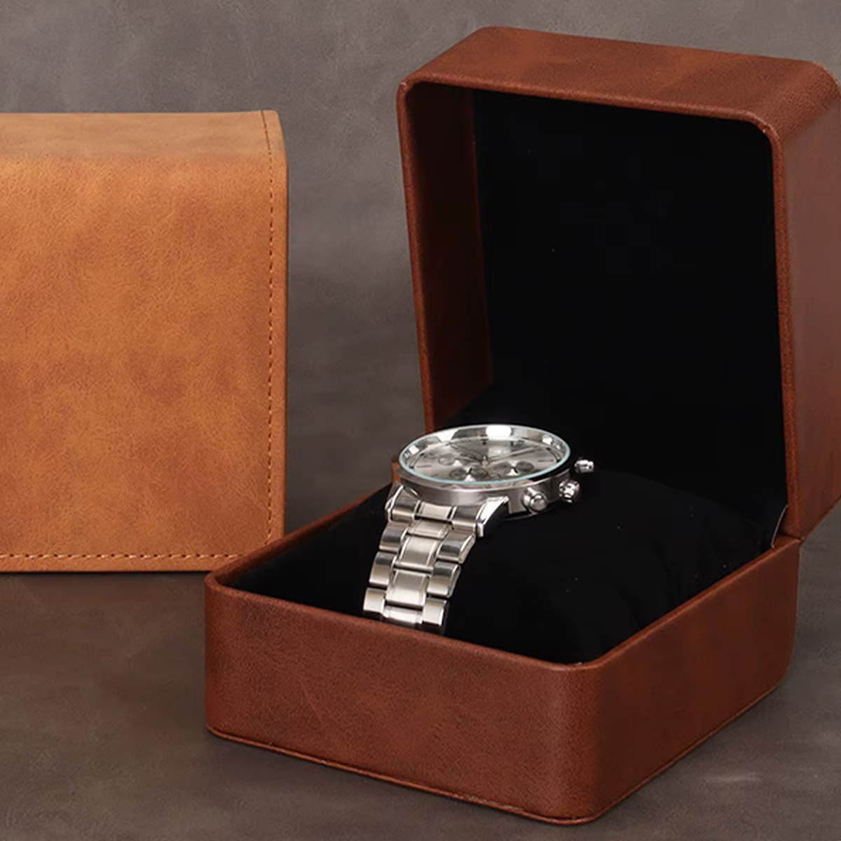 Boîte à montre simple en cuir de luxe
