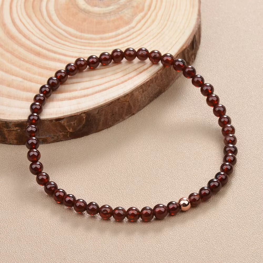 Bracelet en grenat naturel de 4mm, bijoux à la mode, bracelet élastique, cadeau adapté aux hommes et aux femmes au quotidien, 1 pièce