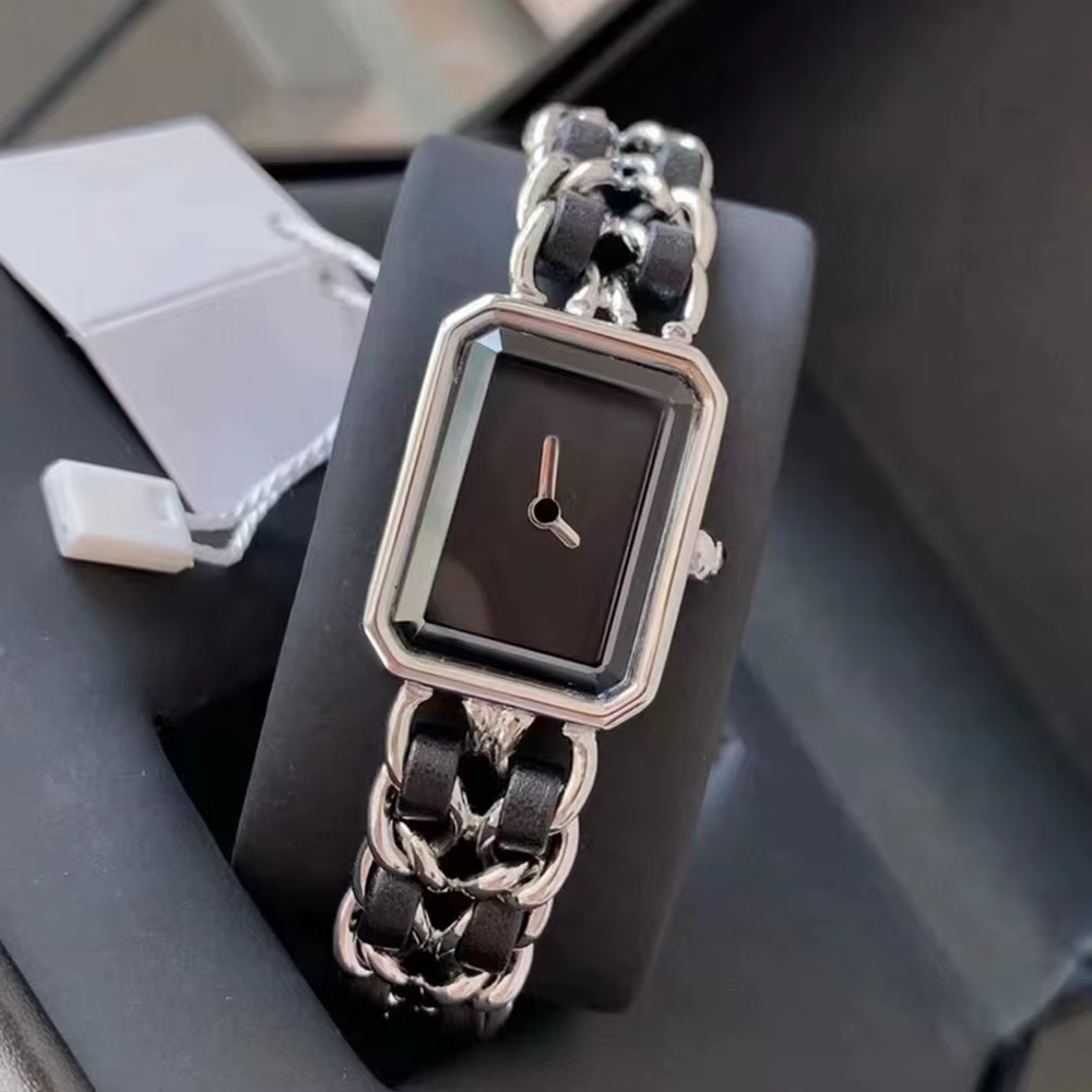 Nouvelle montre pour femme 2023