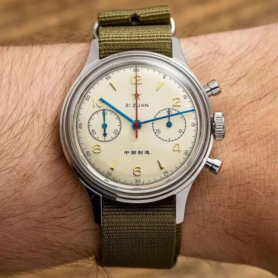 Montre mécanique pour homme Red Star Retro 1963 Chronographe ST1901
