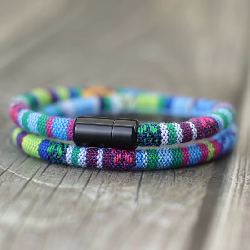 Nouveau chez les hommes bohême corde Bracelet attirer magnétique