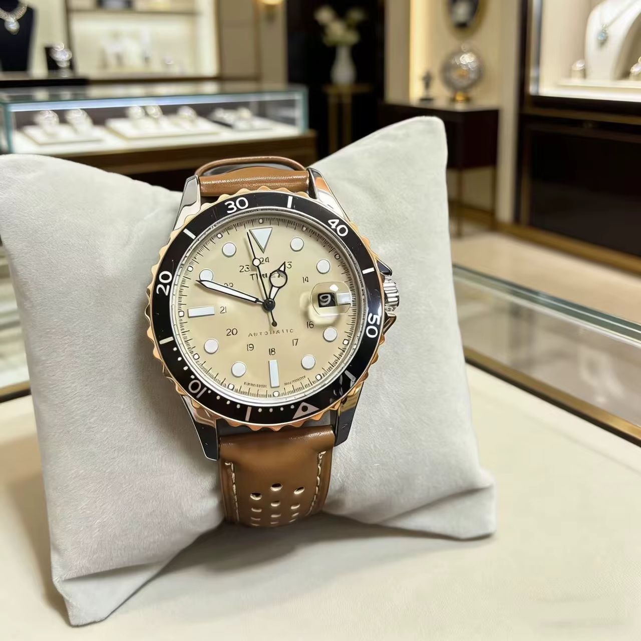 Nouvelle montre automatique pour homme TIMEX