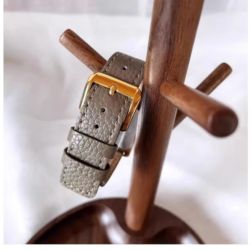 Montre pour femme de luxe Quartz Vintage plaqué or numéro romain H cadran bracelet en cuir