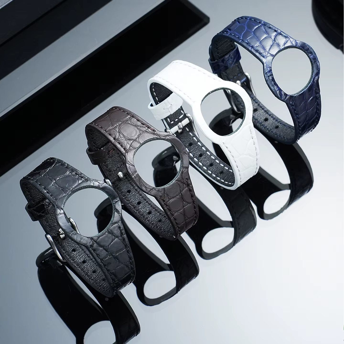 Bracelet de montre en cuir de crocodile avec boucle en acier argenté