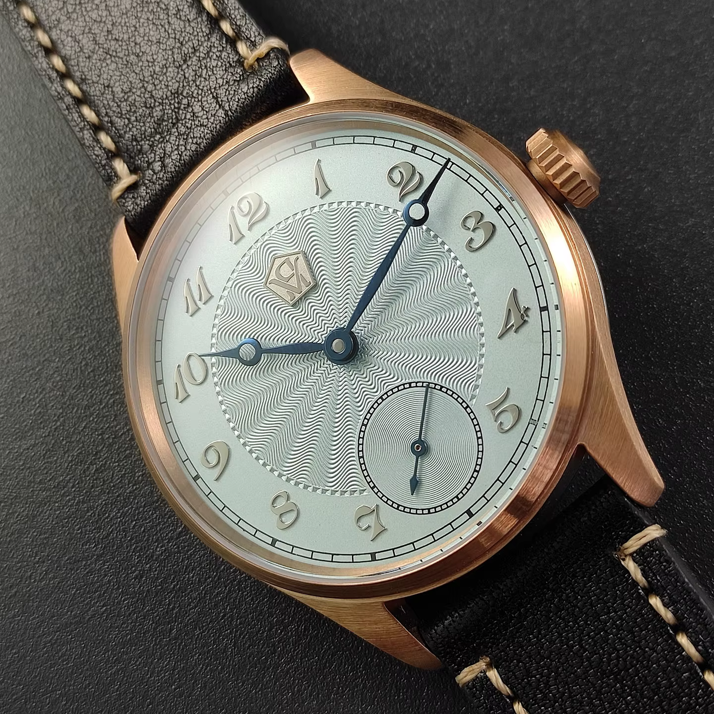 40.5 montre mécanique manuelle pour hommes étain Bronze Guilloché Surface tridimensionnelle argent clou rôti aiguille bleue mouette ST3621