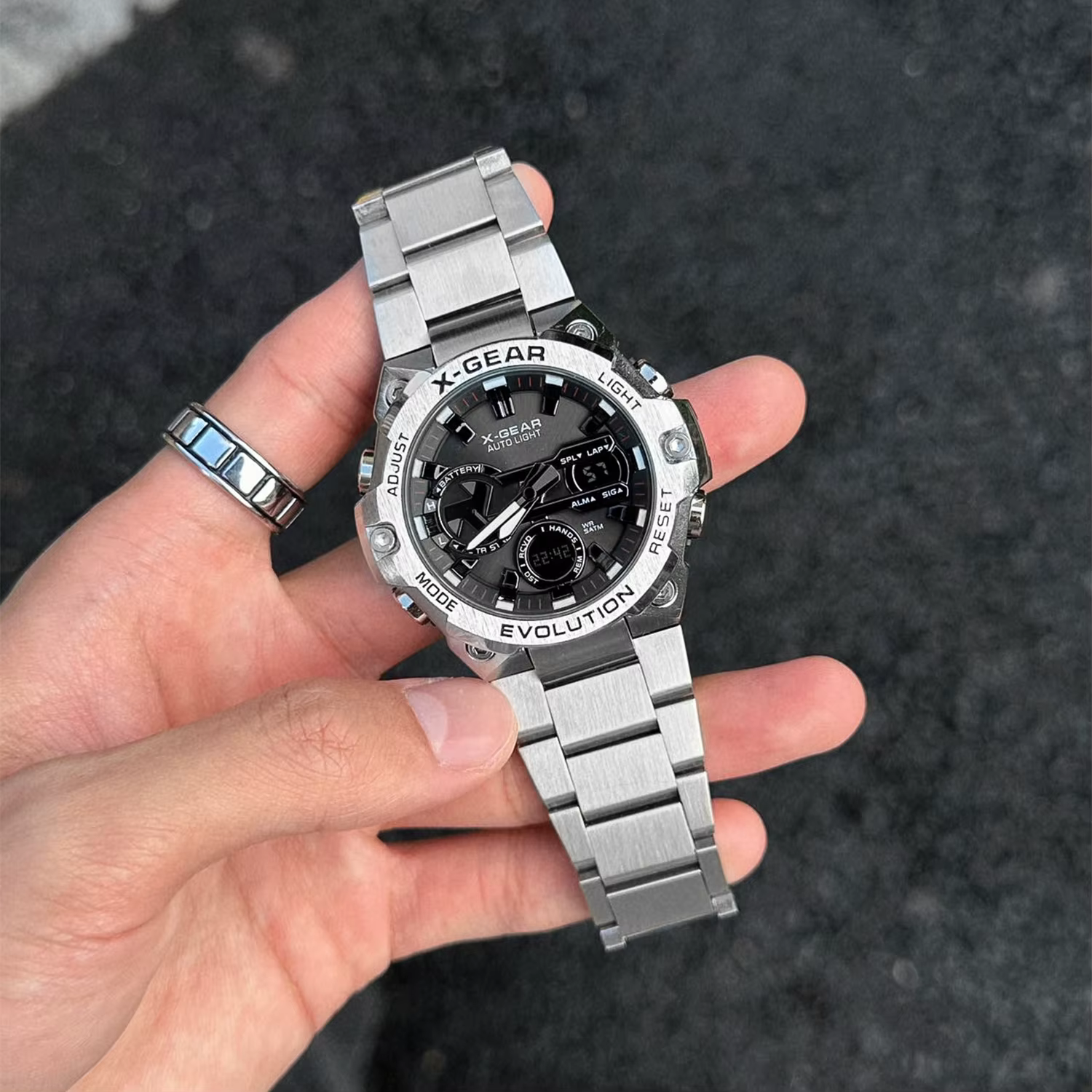 Montre multifonctionnelle en acier inoxydable pour hommes