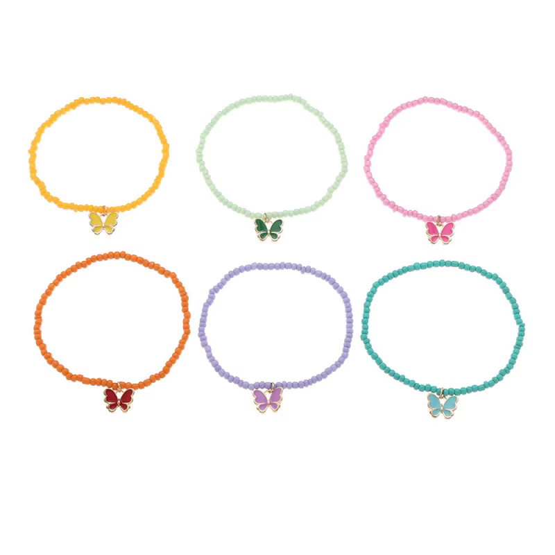 Ensemble de 6 bracelets papillons empilables – Perles colorées et breloques métalliques pour un style quotidien sans effort.