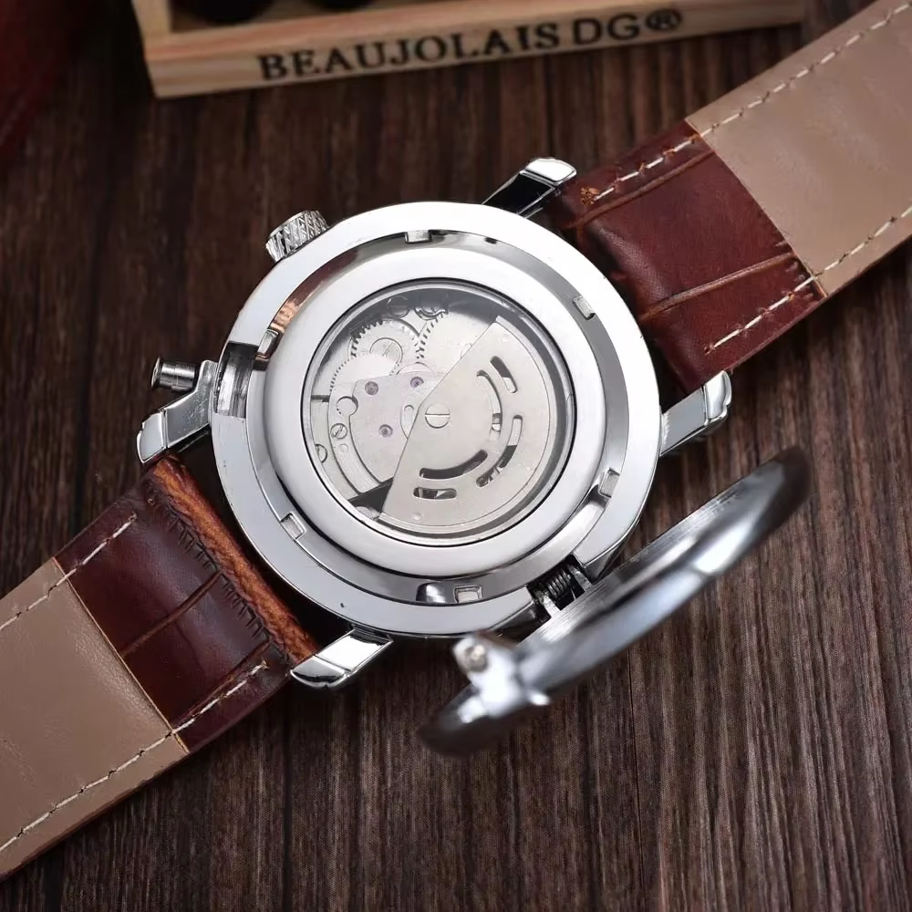 Montres en cuir PU pour hommes