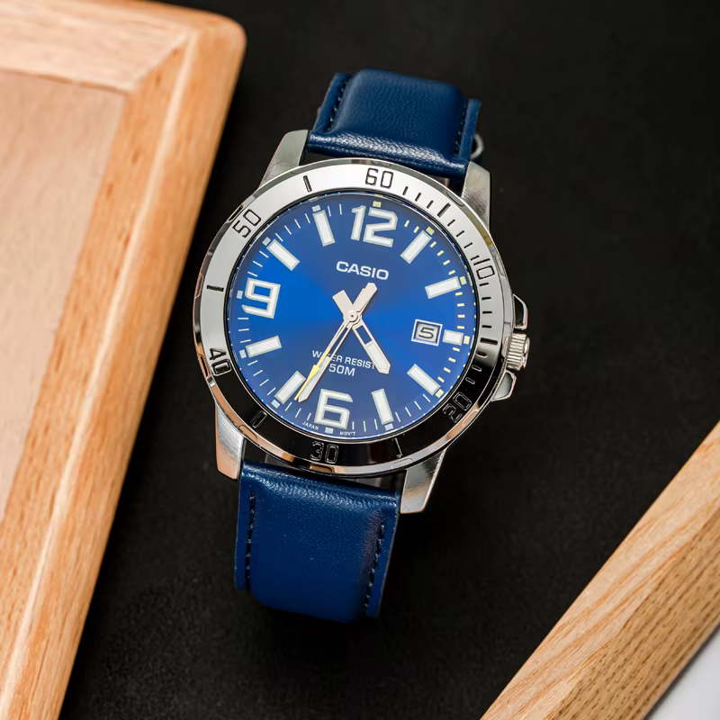 Montre à quartz CASIO MTP-VD01L pour homme