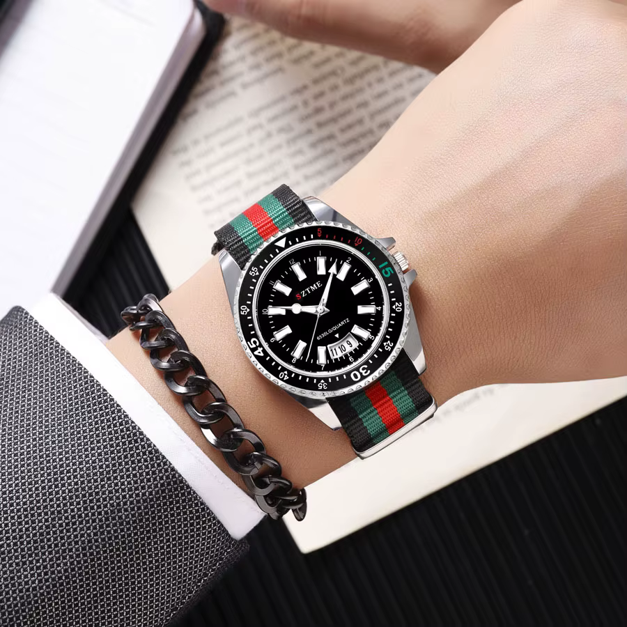 Nouvelle montre de calendrier à bracelet en nylon pour hommes à la mode