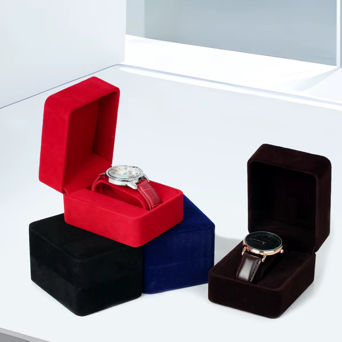 Boîte de montre en velours à coins ronds pour montre connectée