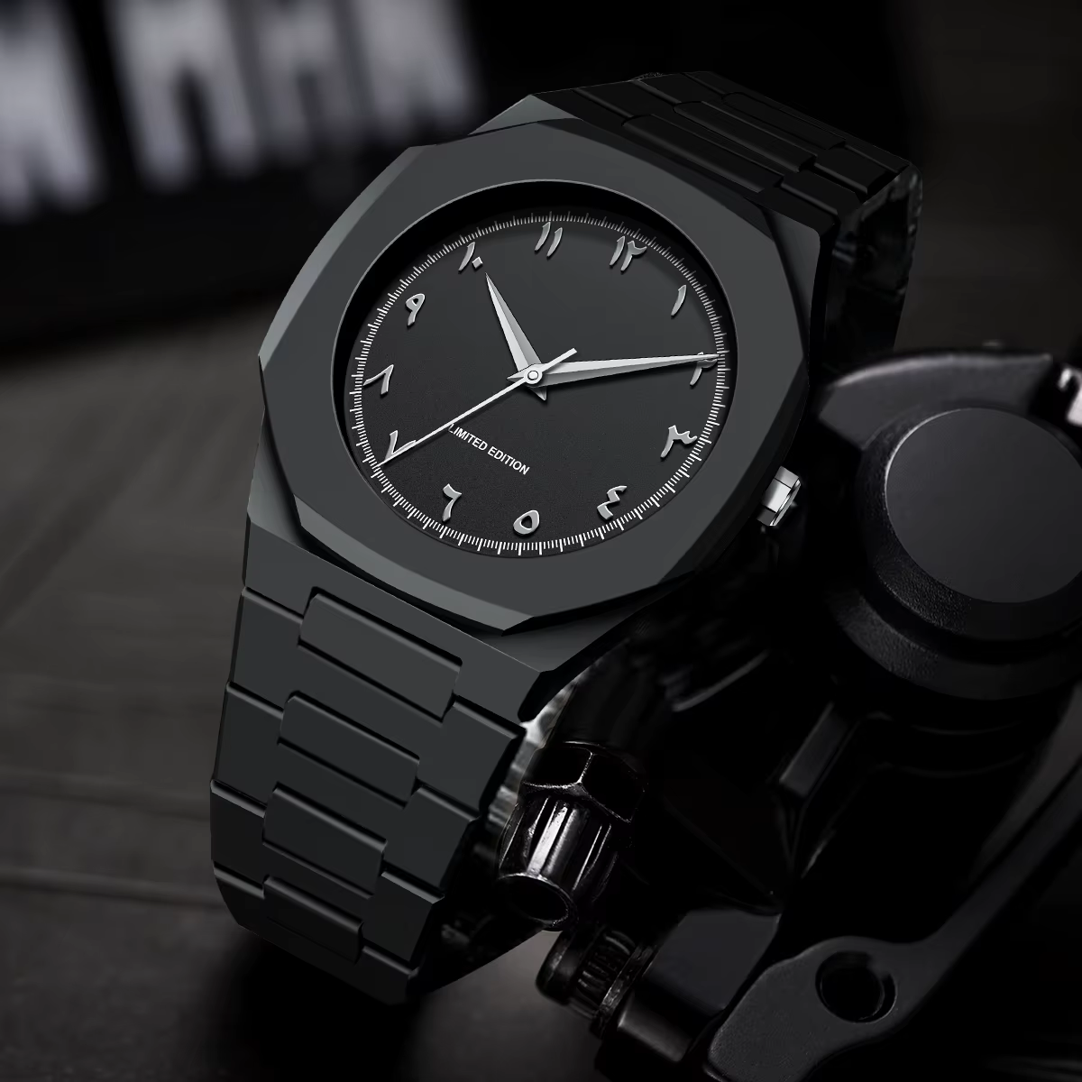 Montre à chiffres arabes argentés