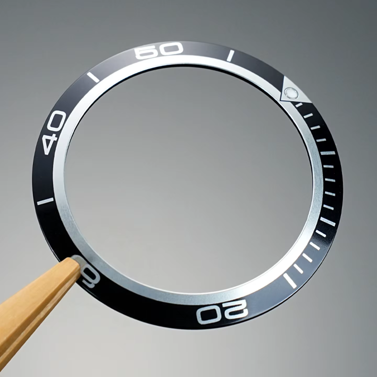Montre 38x30.7mm 41x32.7mm